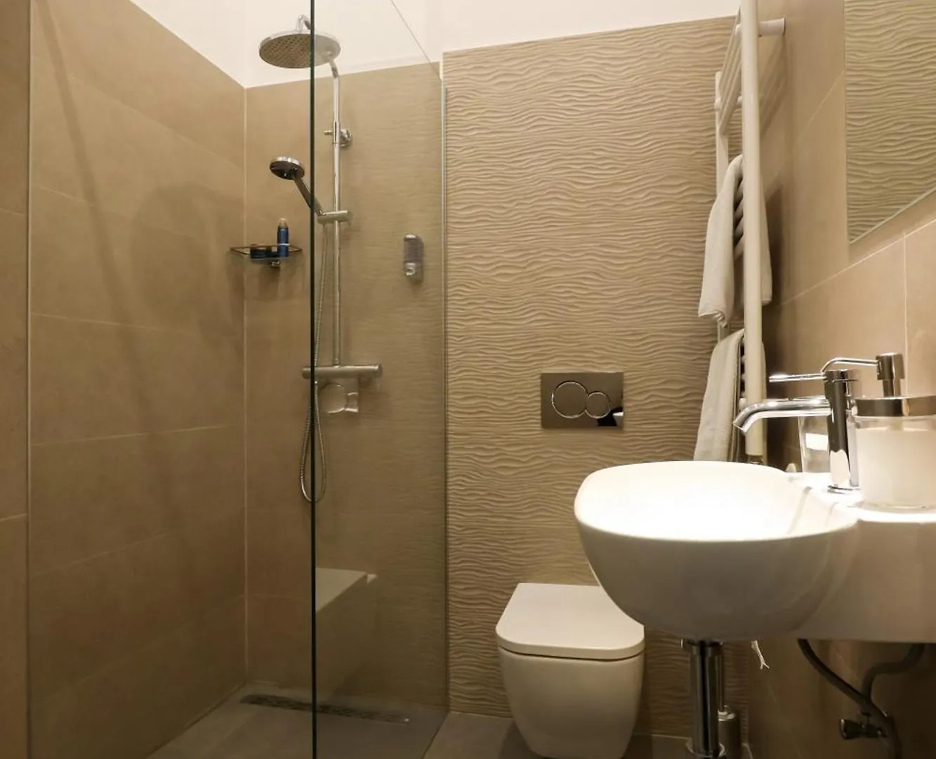 Apartamento Ozone Silver&Gold Budapest Hungría